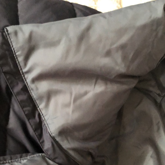 Armani Collezioni Down Coat. Black. New! Size 8 - Picture 13 of 13